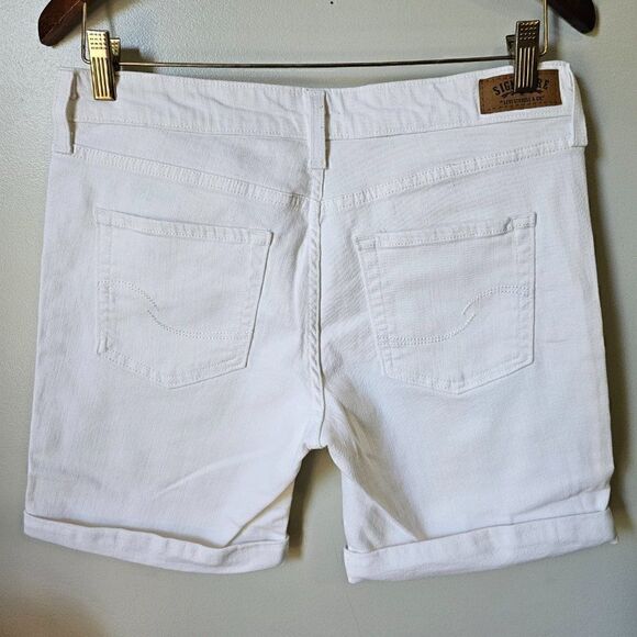 EUC SIGNATURE LEVI'S STRAUSS & CO. MODERN BERMUDA SHORTS SIZE 4 / SMALL - Picture 3 of 14